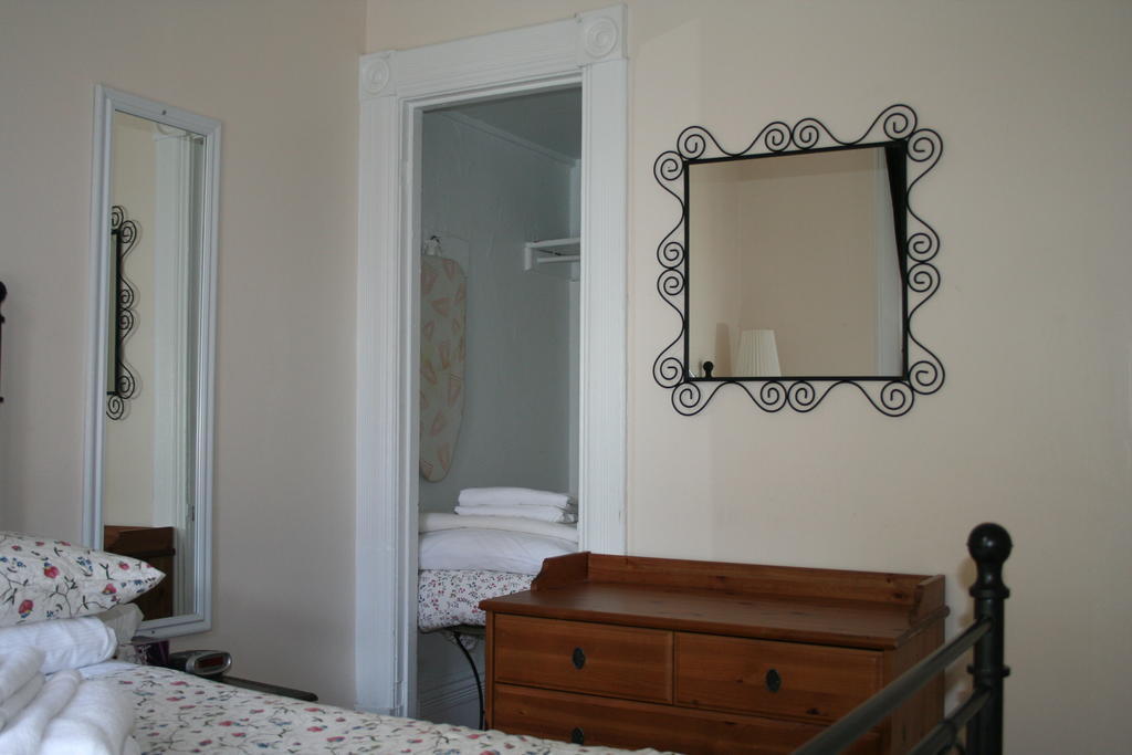 Gite University Bed And Breakfast 蒙特利尔 外观 照片