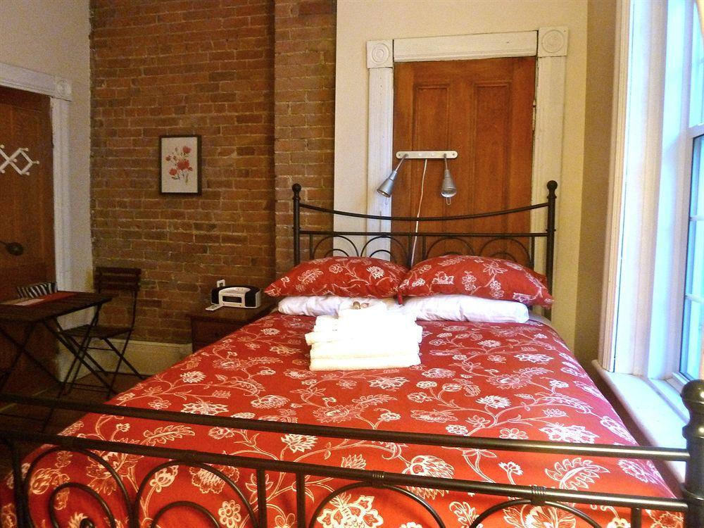 Gite University Bed And Breakfast 蒙特利尔 外观 照片